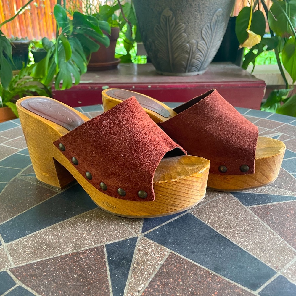Zara Wooden Heels Size 7 in Chestnut Brown Suede